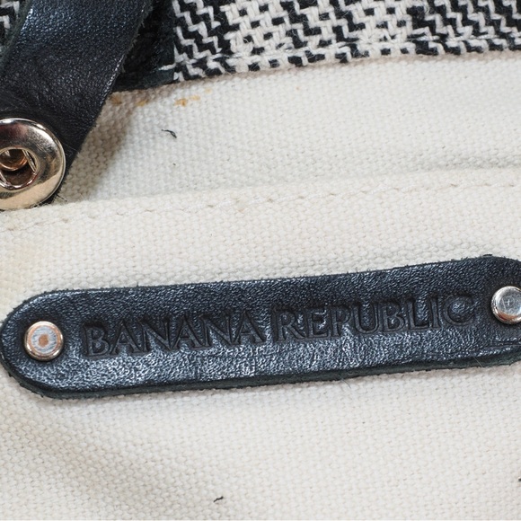 Banana Republic Canvas Plaid Tote - Picture 4 of 4